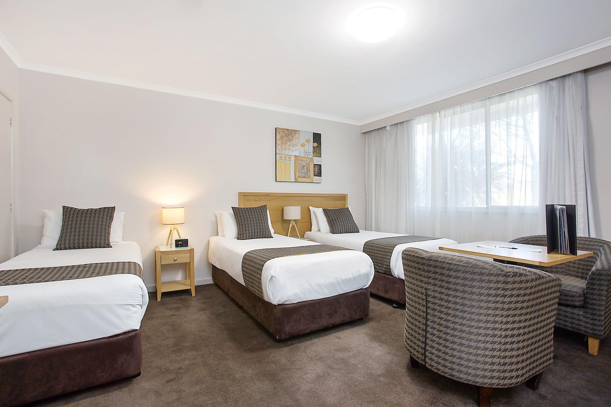 Mid City Motel Warrnambool Bagian luar foto
